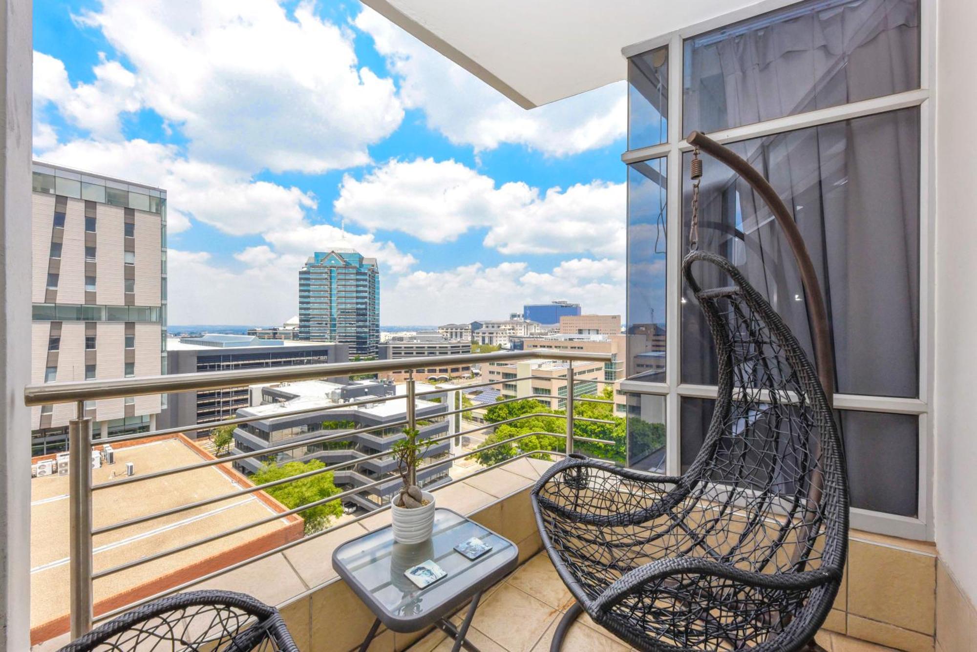 Hydro Park Residences In Sandton With Generator Joanesburgo Exterior foto